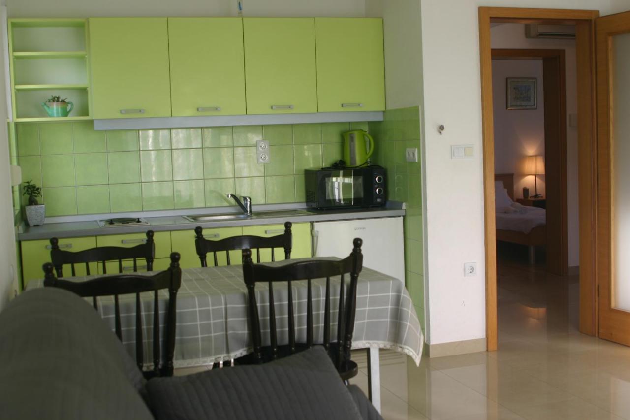 Apartments Marta Дуче Екстер'єр фото