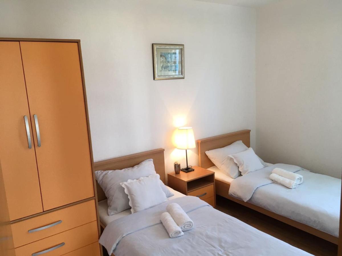 Apartments Marta Дуче Екстер'єр фото