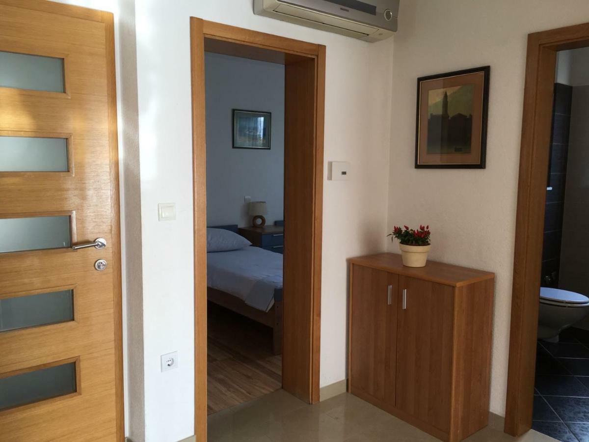 Apartments Marta Дуче Екстер'єр фото